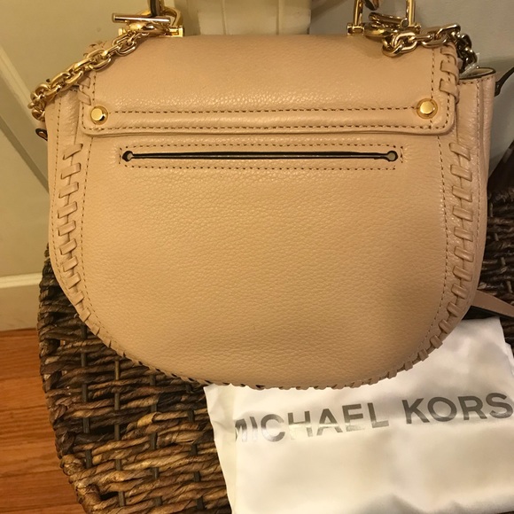 NWT Michael Kors Isadore Medium Crossbody Leather - Picture 5 of 6